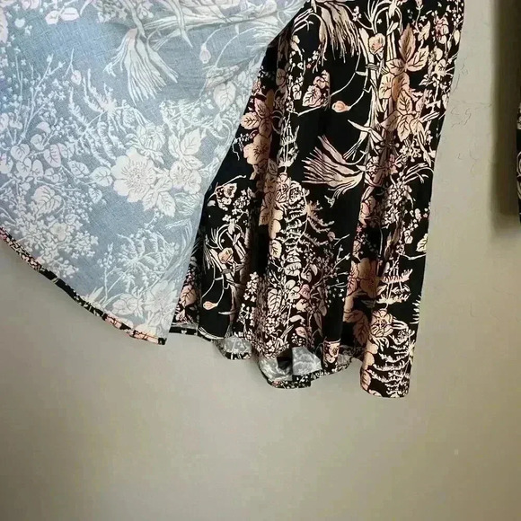Urban Outfitters Long Sleeve Floral Print Romper‎ Size XS - Picture 5 of 14